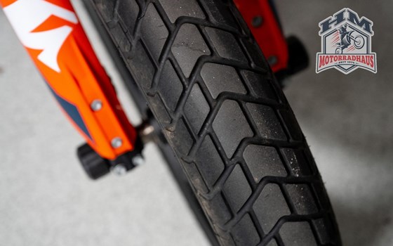 Gebrauchtmotorrad KTM 690 SMC R - Bild 12