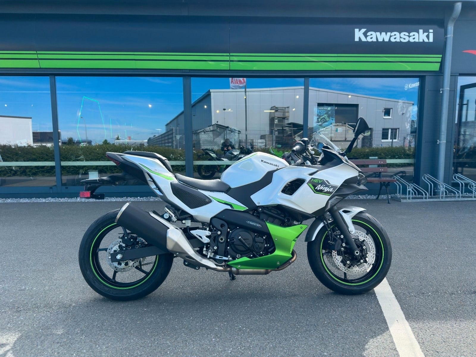 Kawasaki Ninja 7 Hybrid