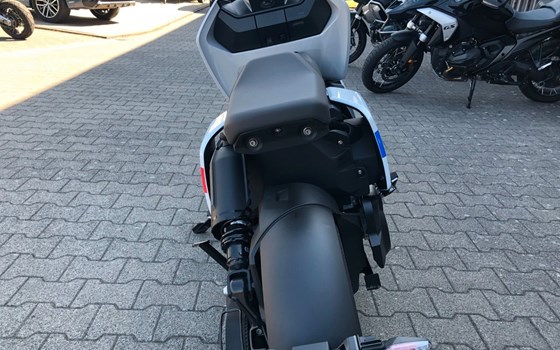 Gebrauchtmotorrad BMW CE 04 - Bild 15
