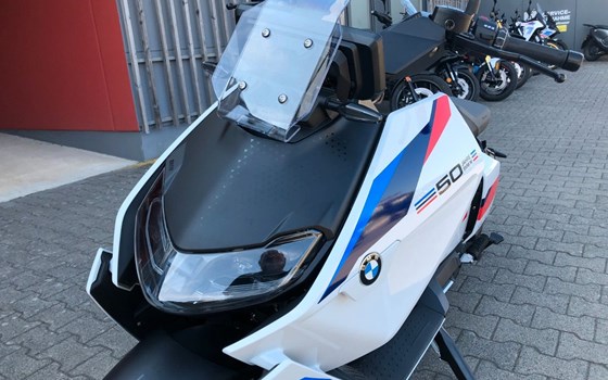 Gebrauchtmotorrad BMW CE 04 - Bild 9