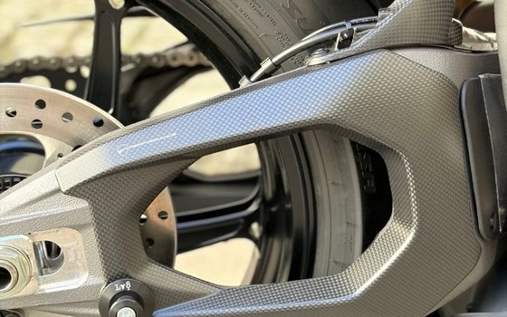 Gebrauchtmotorrad Ducati Panigale V4 S - Bild 10
