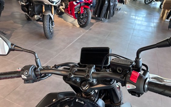 Gebrauchtmotorrad Honda CB500 Hornet E-Clutch - Bild 7