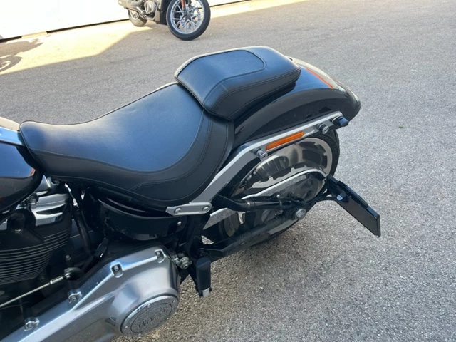 Harley-Davidson Softail Fat Boy 114 FLFBS (schwarz) - Bild 12