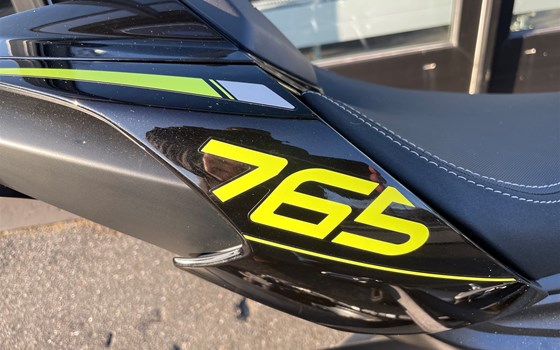 Gebrauchtmotorrad Triumph Street Triple 765 RS - Bild 4