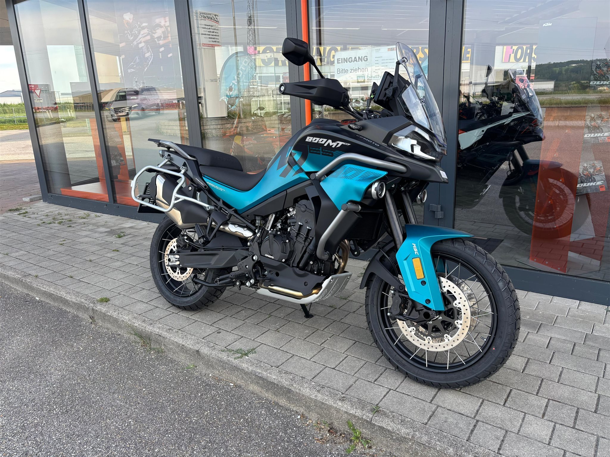 CFMOTO 800MT-ES