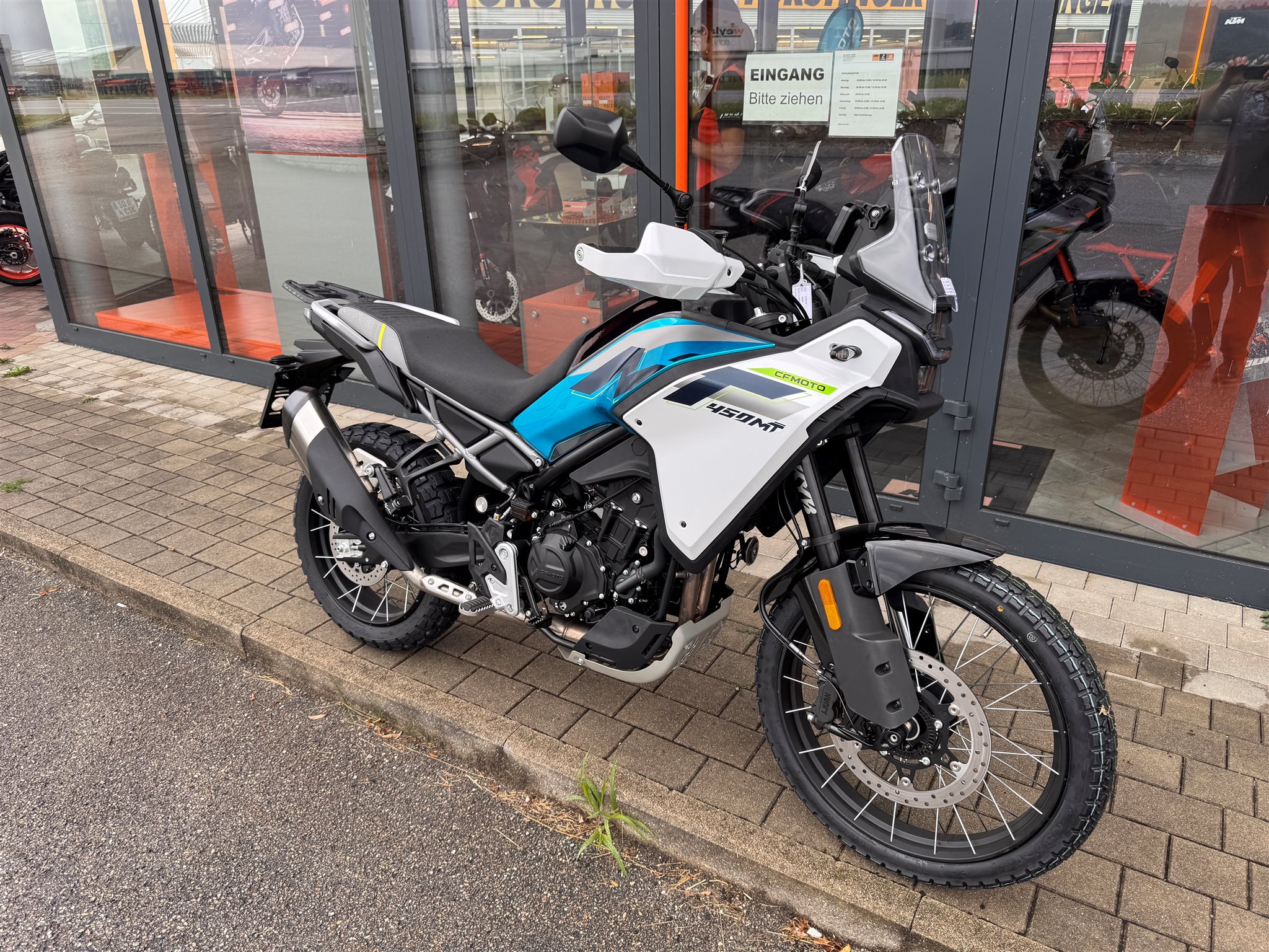 CFMOTO 450MT