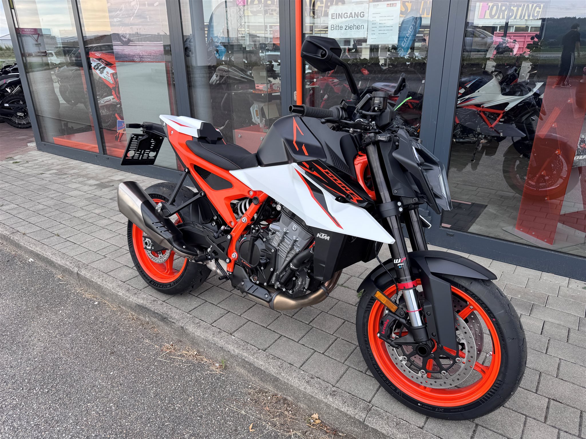 KTM 990 Duke R