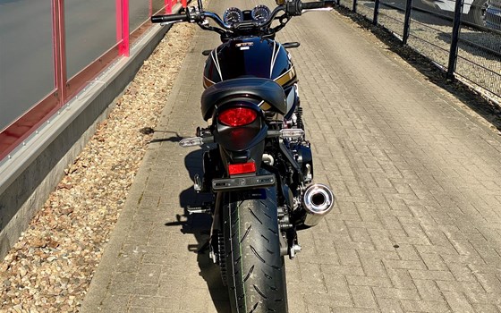 Gebrauchtmotorrad Kawasaki Z900 RS - Bild 8