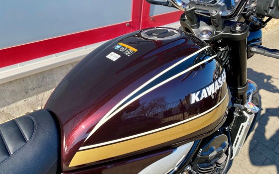 Gebrauchtmotorrad Kawasaki Z900 RS - Bild 18