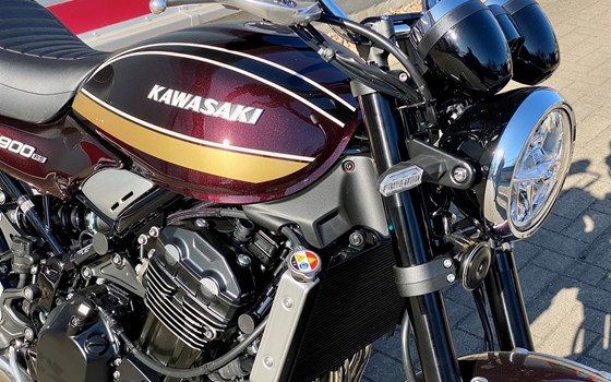 Gebrauchtmotorrad Kawasaki Z900 RS - Bild 9