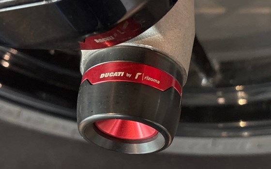 Gebrauchtmotorrad Ducati Hypermotard 698 Mono - Bild 11