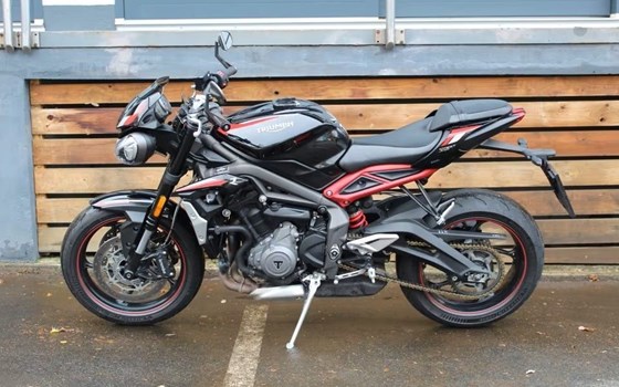 Gebrauchtmotorrad Triumph Street Triple 765 R - Bild 2