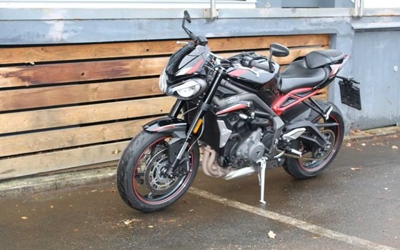 Gebrauchtmotorrad Triumph Street Triple 765 R - Bild 4