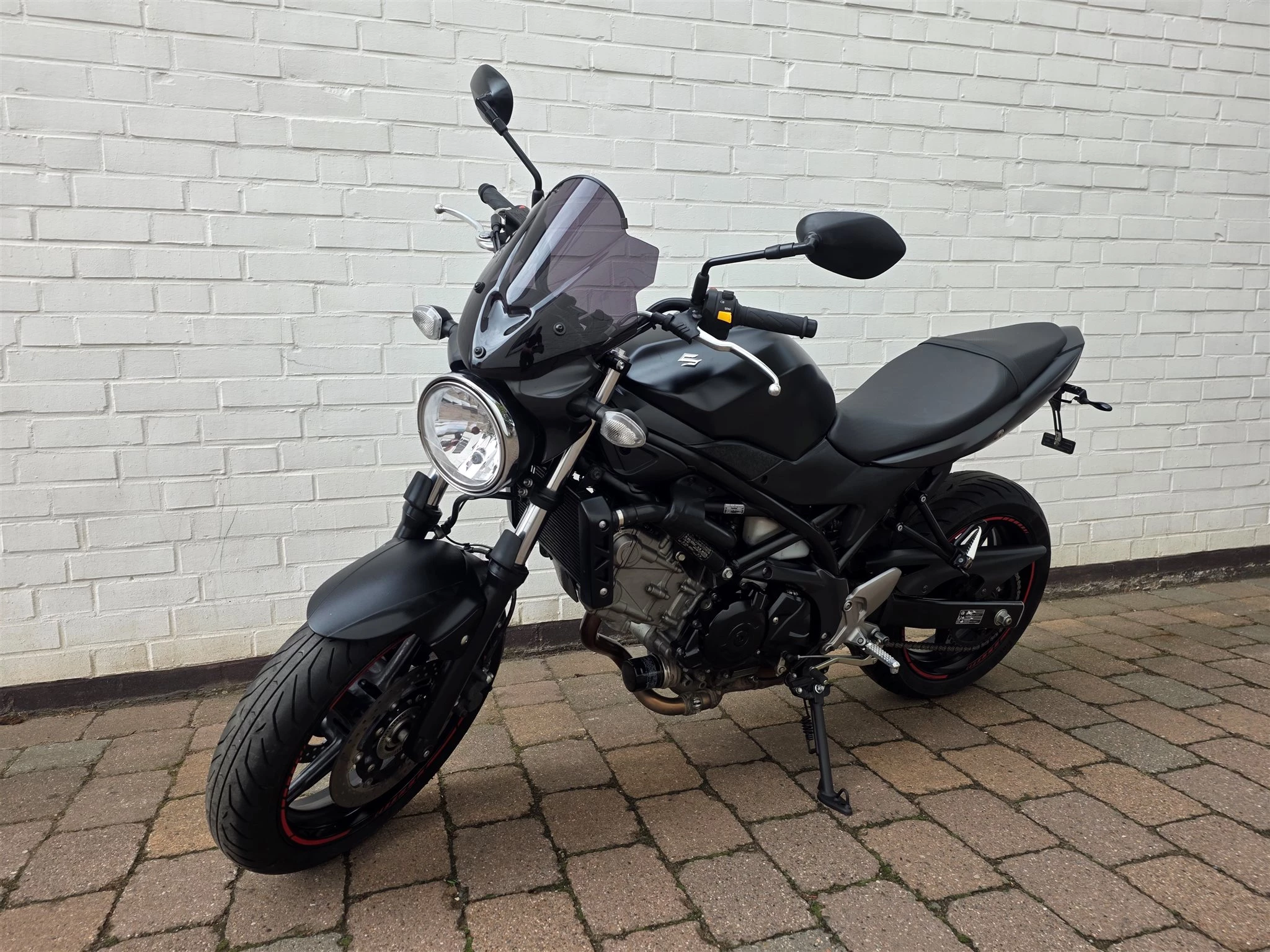 Suzuki SV650