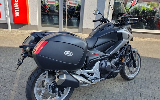 Gebrauchtmotorrad Honda NC750X DCT - Bild 6