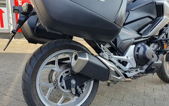 Gebrauchtmotorrad Honda NC750X DCT - Bild 7
