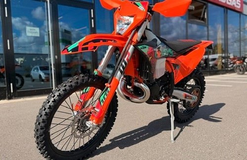 Neumotorrad KTM 300 EXC SIX DAYS