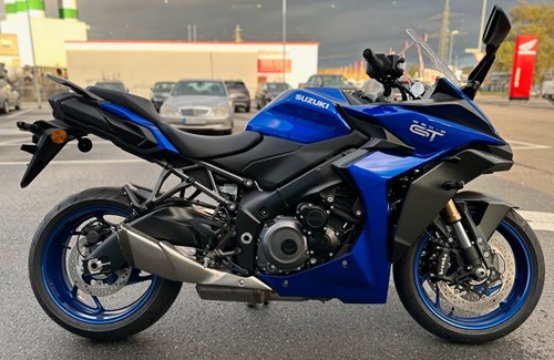 Neumotorrad Suzuki GSX-S1000GT