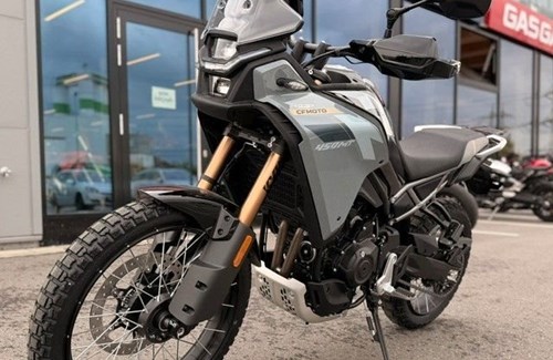 Neumotorrad CFMOTO 450MT