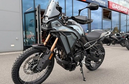 Neumotorrad CFMOTO 450MT