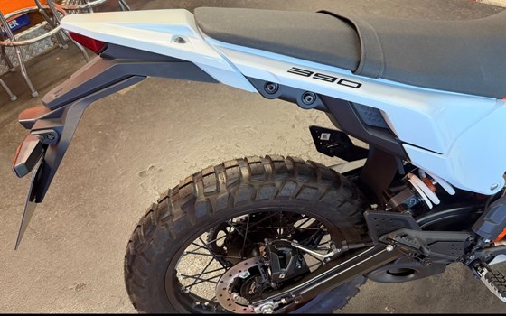 Neufahrzeug KTM 390 Enduro R - Bild 3