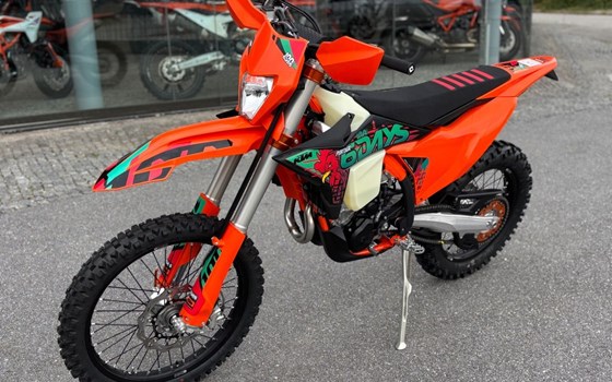 Neufahrzeug KTM 350 EXC-F SIX DAYS - Bild 9