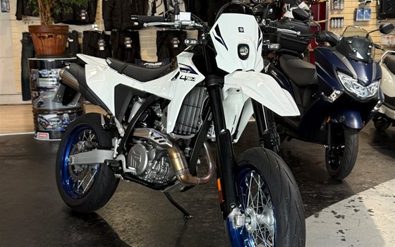 Gebrauchtmotorrad Suzuki DR-Z4SM - Bild 1