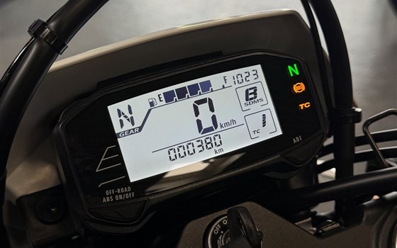 Gebrauchtmotorrad Suzuki DR-Z4SM - Bild 5