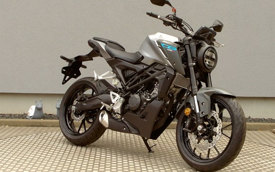 Gebrauchtmotorrad Honda CB125R - Bild 2