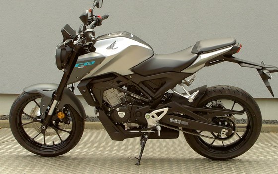 Gebrauchtmotorrad Honda CB125R - Bild 5