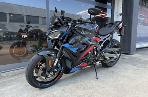BMW M 1000 RR