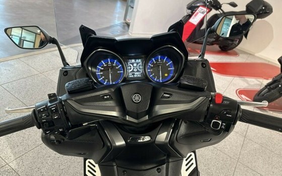 Gebrauchtmotorrad Yamaha TMAX 560 - Bild 5