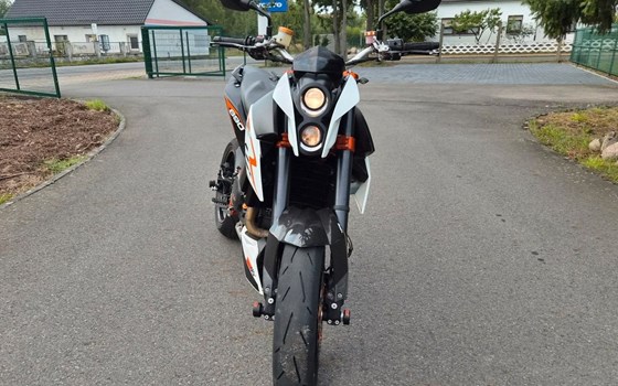 Gebrauchtmotorrad KTM 690 Duke R - Bild 3