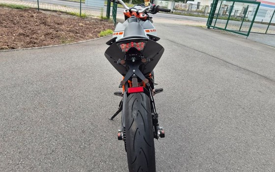 Gebrauchtmotorrad KTM 690 Duke R - Bild 6