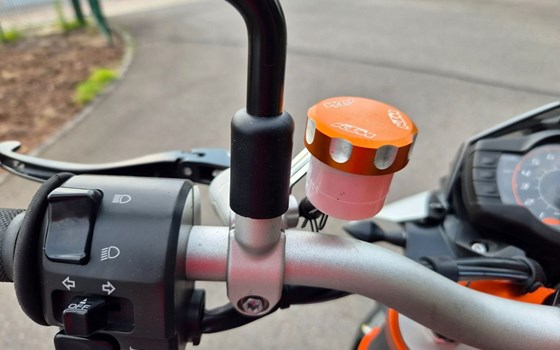 Gebrauchtmotorrad KTM 690 Duke R - Bild 9