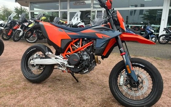 Gebrauchtmotorrad KTM 690 SMC R - Bild 7