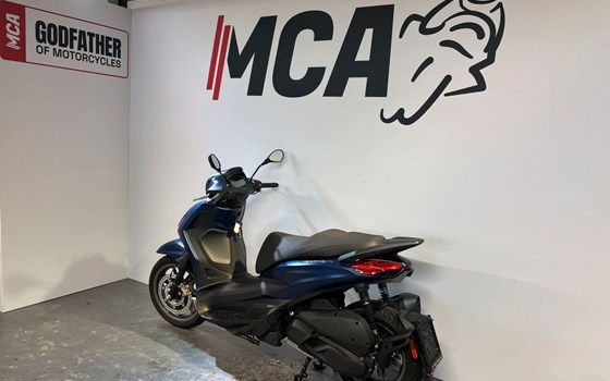 Gebrauchtmotorrad Piaggio Beverly 310 S - Bild 6