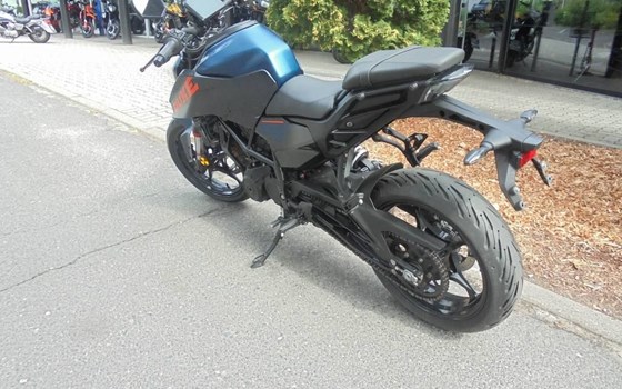 Gebrauchtmotorrad KTM 125 Duke - Bild 3