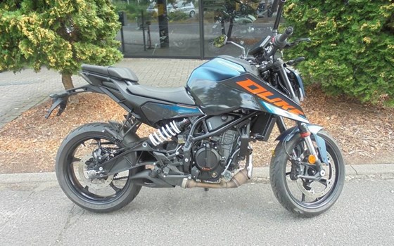 Gebrauchtmotorrad KTM 125 Duke - Bild 4