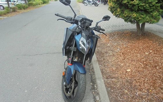 Gebrauchtmotorrad KTM 125 Duke - Bild 7