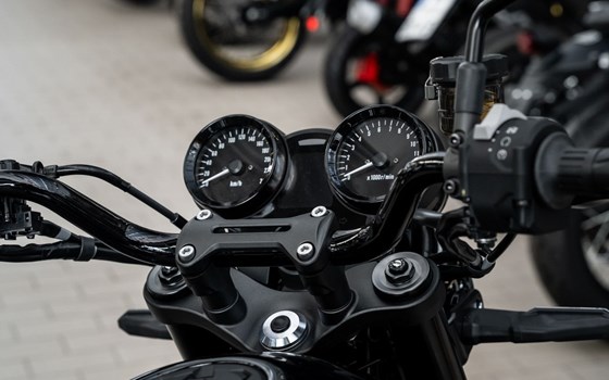 Neufahrzeug Kawasaki Z900 RS Black Ball Edition - Bild 12
