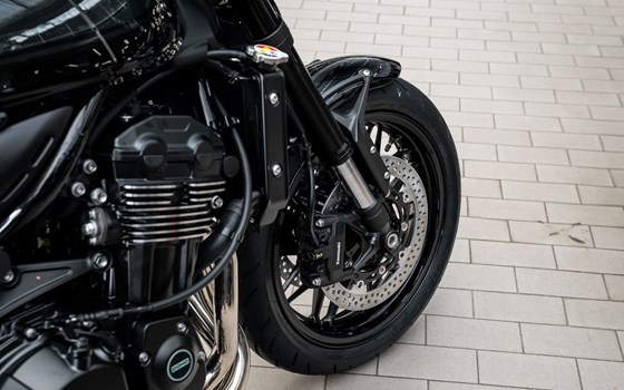 Neufahrzeug Kawasaki Z900 RS Black Ball Edition - Bild 17