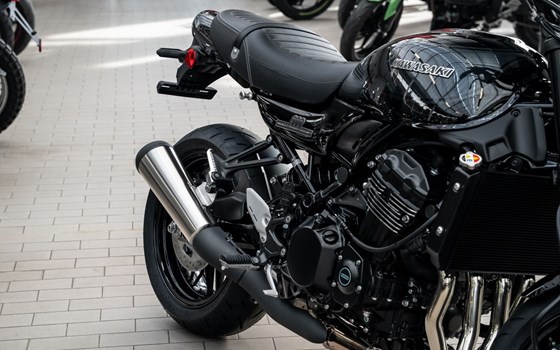 Neufahrzeug Kawasaki Z900 RS Black Ball Edition - Bild 24