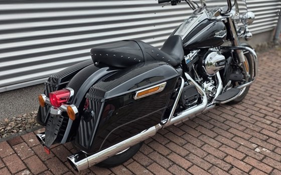 Gebrauchtmotorrad Harley-Davidson Touring Road King FLHR - Bild 11