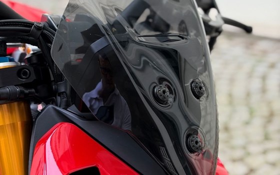 Gebrauchtmotorrad Ducati Streetfighter V4 S - Bild 4