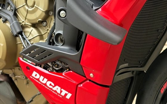 Gebrauchtmotorrad Ducati Streetfighter V4 S - Bild 5