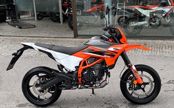Gebrauchtmotorrad KTM 125 SMC R - Bild 3