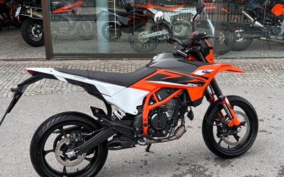 Gebrauchtmotorrad KTM 125 SMC R - Bild 4