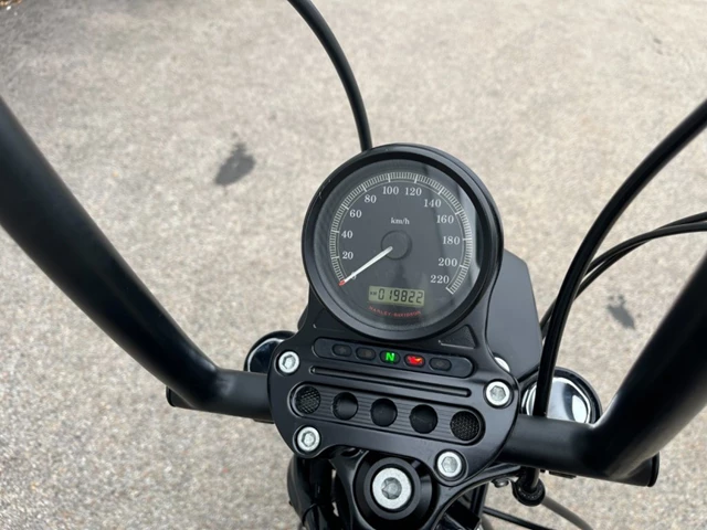 Harley-Davidson Sportster XL 883 N Iron (schwarz) - Bild 13