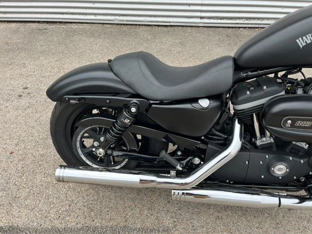 Harley-Davidson Sportster XL 883 N Iron (schwarz) - Bild 6